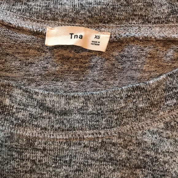 TNA by Aritzia sweater - Picture 3 of 4